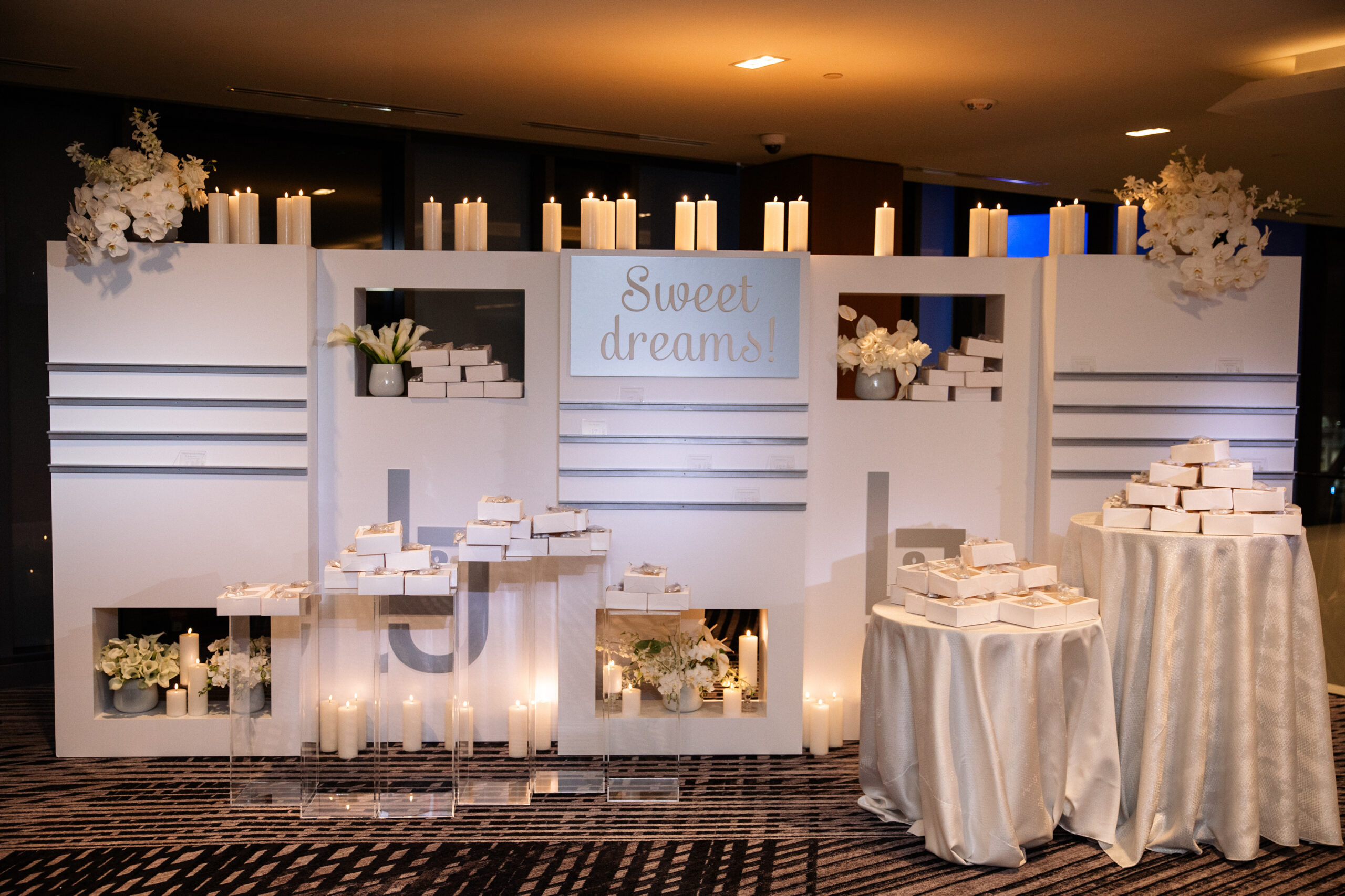 Liz and Jordan's Omni Boston Seaport wedding, photo 47