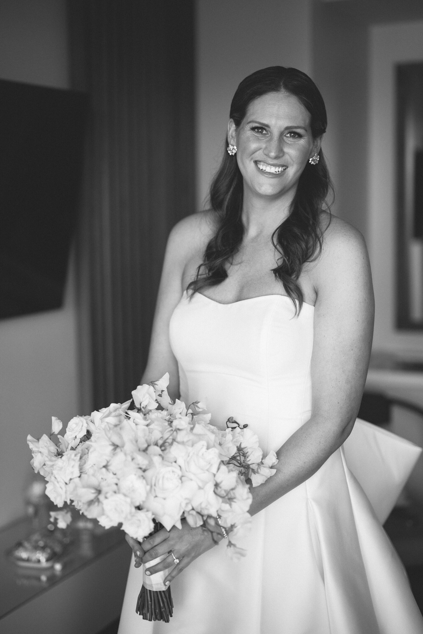 Liz and Jordan's Omni Boston Seaport wedding, photo 3